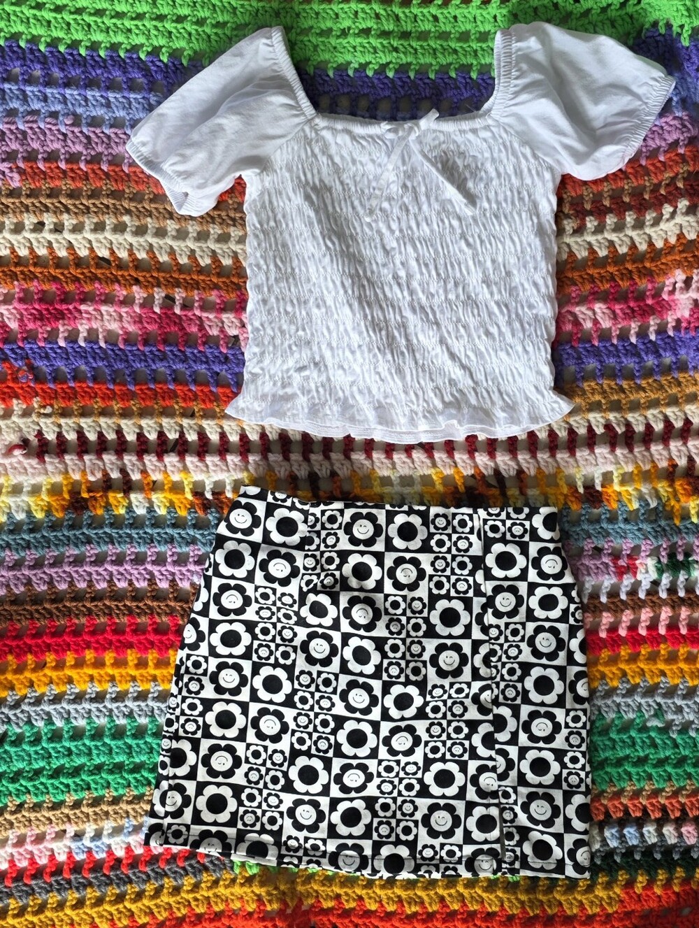 Daisy Polka Dot Skirt & White Smocked Puff Sleeve Top Outfit Black-and-White 7